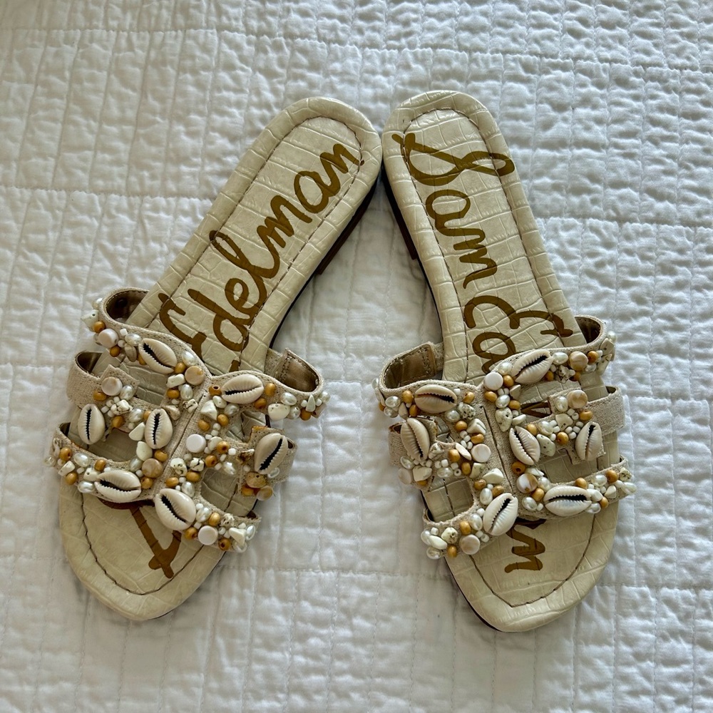 Sam Edelman Beige Shell Embellished Sandals size 7